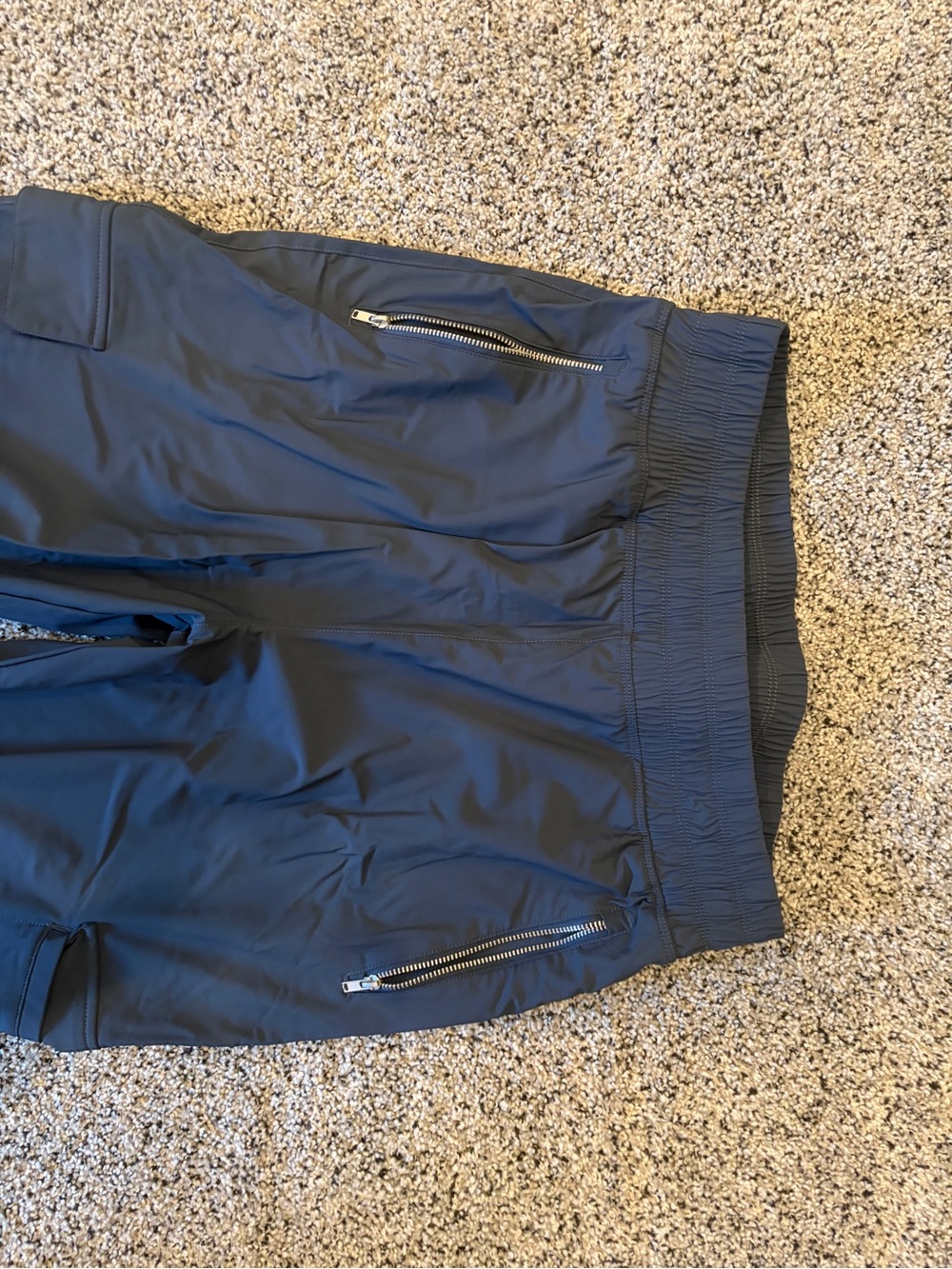 Old Navy High Wasted Sleektech Cargo Joggers - Picture 3 of 9
